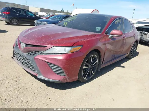 4T1B61HK6JU565295 2018 TOYOTA CAMRY - Image 2