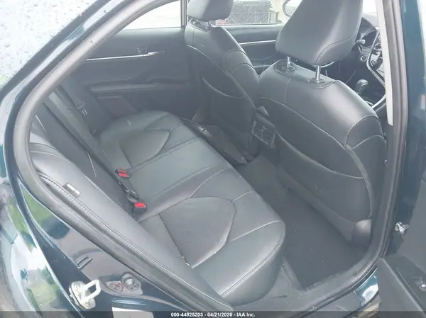 4T1B61HK6JU646863 2018 TOYOTA CAMRY - Image 8