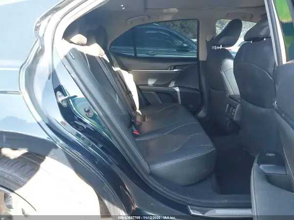 4T1B61HK6JU667244 2018 TOYOTA CAMRY - Image 8