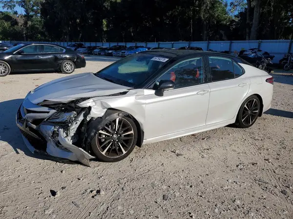 4T1B61HK6KU159762 2019 TOYOTA CAMRY - Image 1