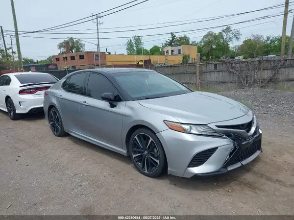 4T1B61HK6KU188744 2019 TOYOTA CAMRY - Image 1