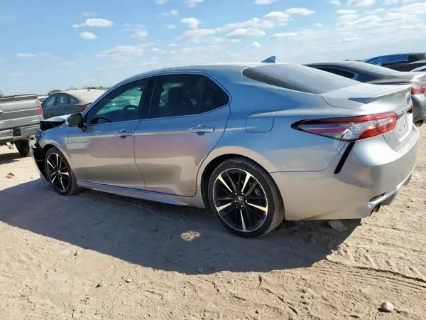 4T1B61HK6KU197069 2019 TOYOTA CAMRY - Image 2