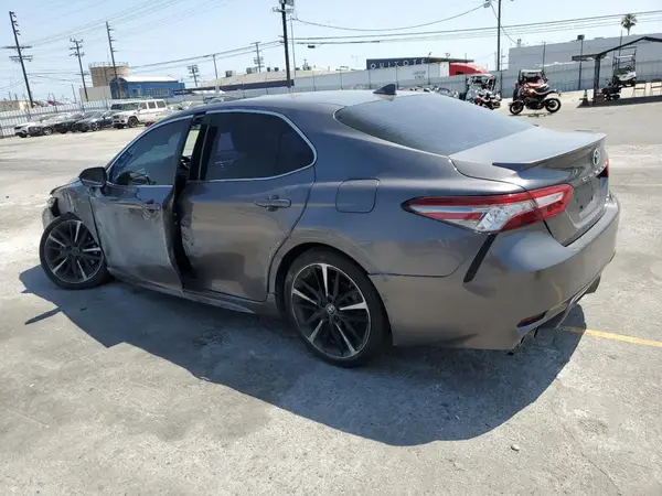 4T1B61HK6KU219605 2019 TOYOTA CAMRY - Image 2