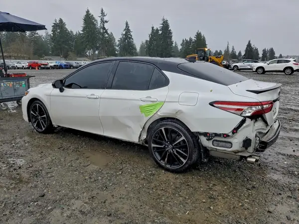 4T1B61HK6KU262454 2019 TOYOTA CAMRY - Image 2