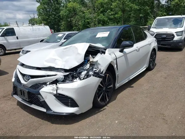 4T1B61HK6KU290688 2019 TOYOTA CAMRY - Image 2