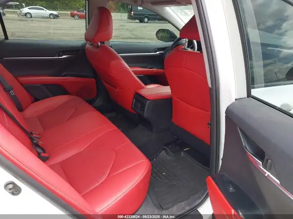 4T1B61HK6KU290688 2019 TOYOTA CAMRY - Image 8
