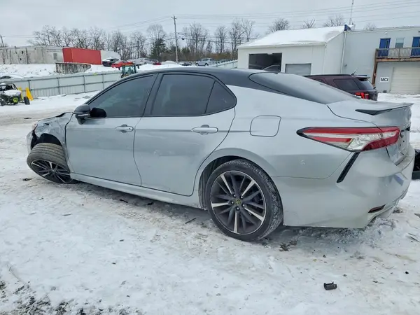 4T1B61HK6KU299603 2019 TOYOTA CAMRY - Image 2