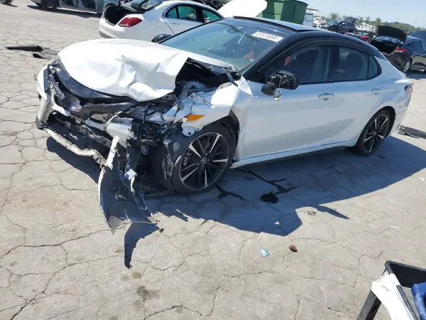 4T1B61HK6KU299939 2019 TOYOTA CAMRY - Image 1