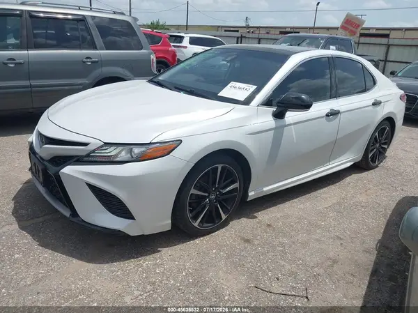 4T1B61HK6KU688242 2019 TOYOTA CAMRY - Image 2