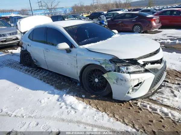4T1B61HK6KU698513 2019 TOYOTA CAMRY - Image 1