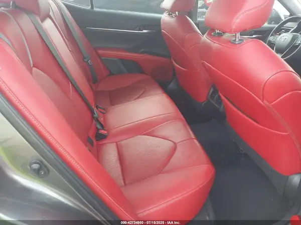 4T1B61HK6KU805642 2019 TOYOTA CAMRY - Image 8
