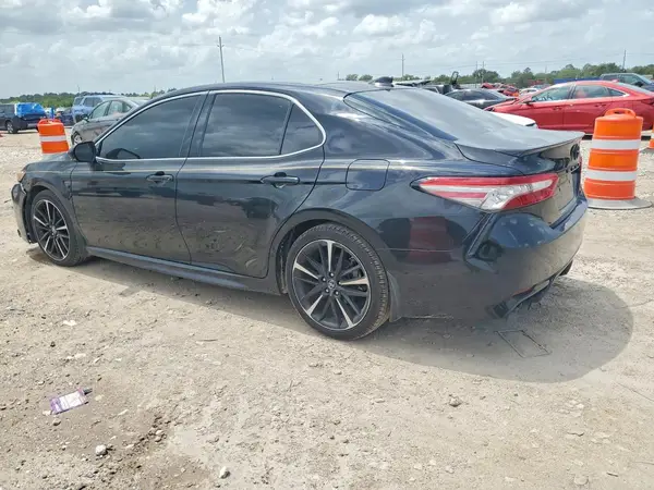 4T1B61HK6KU813059 2019 TOYOTA CAMRY - Image 2
