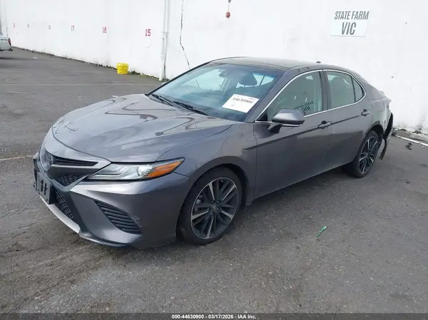 4T1B61HK6KU822277 2019 TOYOTA CAMRY - Image 2