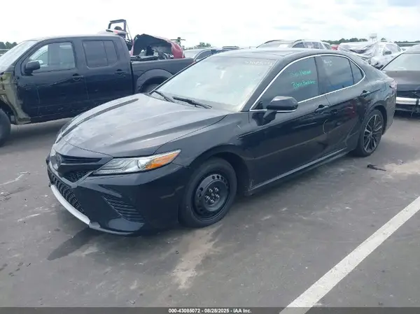 4T1B61HK6KU831965 2019 TOYOTA CAMRY - Image 2