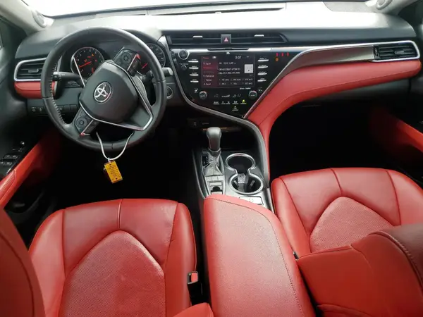 4T1B61HK7JU002921 2018 TOYOTA CAMRY - Image 8