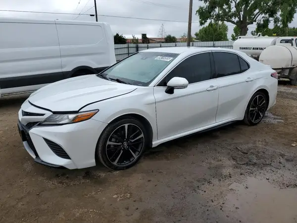4T1B61HK7JU023414 2018 TOYOTA CAMRY - Image 1