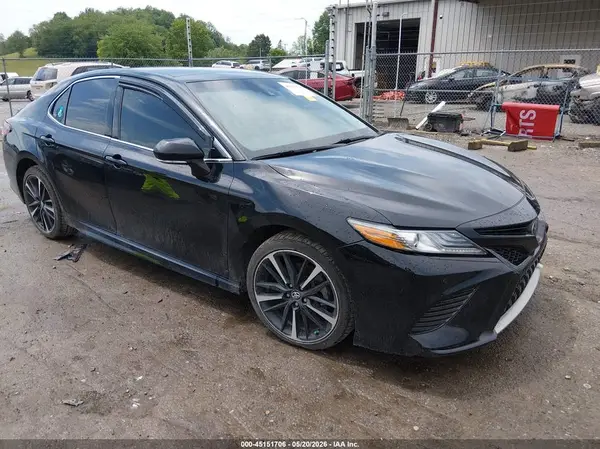 4T1B61HK7JU062424 2018 TOYOTA CAMRY - Image 1