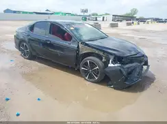 4T1B61HK7JU074427 2018 TOYOTA CAMRY