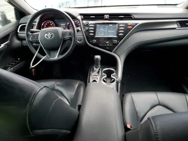 4T1B61HK7JU084648 2018 TOYOTA CAMRY - Image 8