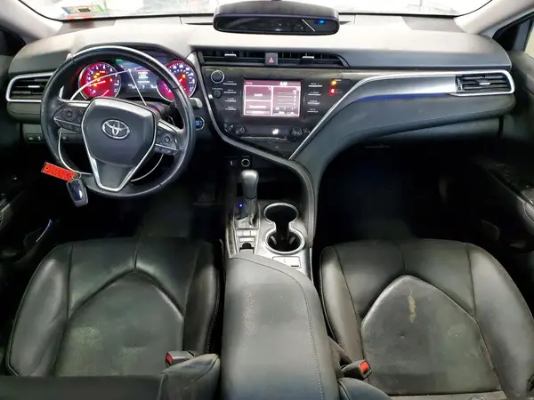 4T1B61HK7JU097917 2018 TOYOTA CAMRY - Image 8