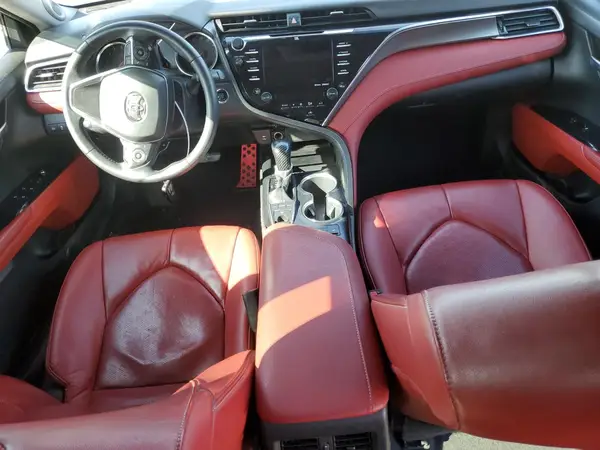 4T1B61HK7JU099103 2018 TOYOTA CAMRY - Image 8