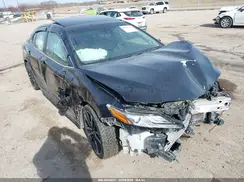 4T1B61HK7JU110889 2018 TOYOTA CAMRY