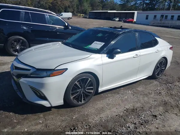 4T1B61HK7JU122346 2018 TOYOTA CAMRY - Image 2