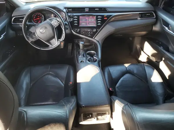 4T1B61HK7JU126042 2018 TOYOTA CAMRY - Image 8