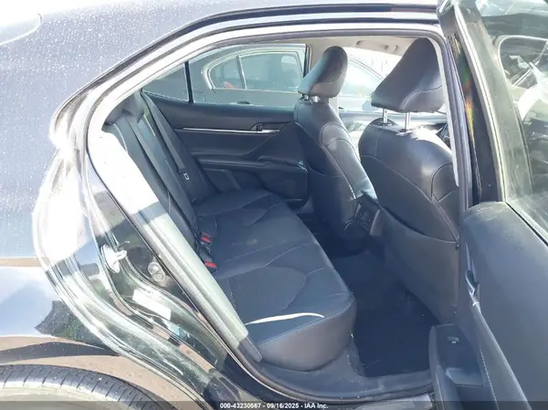 4T1B61HK7JU133783 2018 TOYOTA CAMRY - Image 8