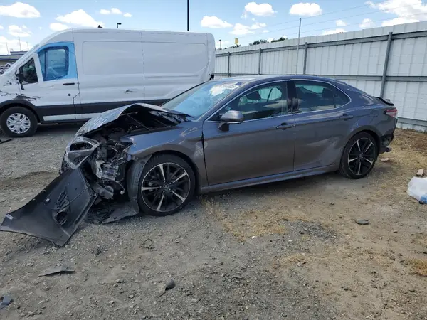 4T1B61HK7JU148445 2018 TOYOTA CAMRY - Image 1