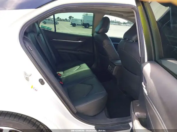 4T1B61HK7JU158330 2018 TOYOTA CAMRY - Image 8