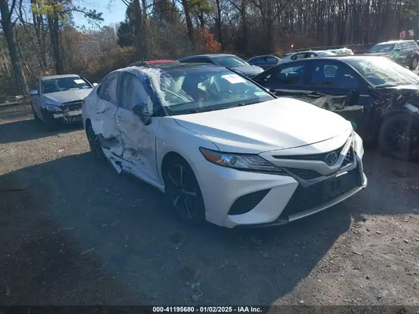 4T1B61HK7KU205566 2019 TOYOTA CAMRY - Image 1