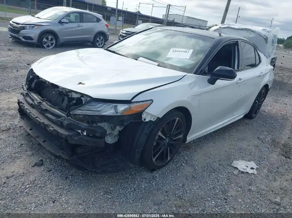 4T1B61HK7KU208502 2019 TOYOTA CAMRY - Image 2