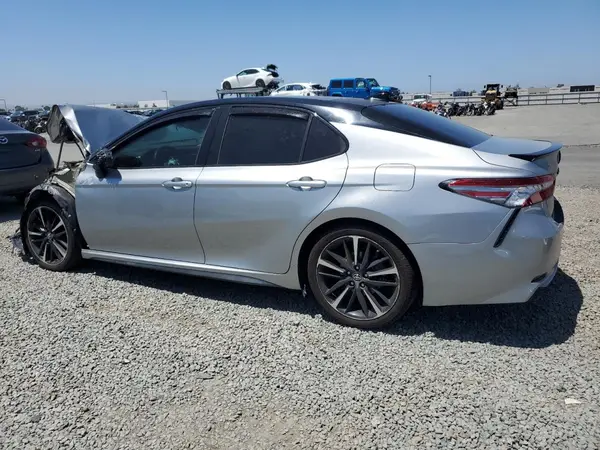 4T1B61HK7KU214395 2019 TOYOTA CAMRY - Image 2