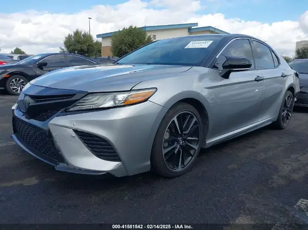 4T1B61HK7KU216129 2019 TOYOTA CAMRY - Image 2