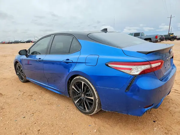 4T1B61HK7KU220942 2019 TOYOTA CAMRY - Image 2