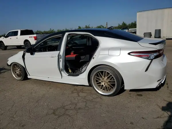 4T1B61HK7KU224750 2019 TOYOTA CAMRY - Image 2