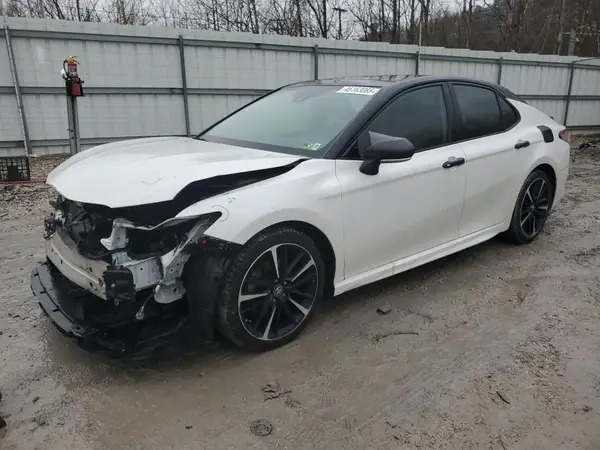 4T1B61HK7KU257988 2019 TOYOTA CAMRY - Image 1