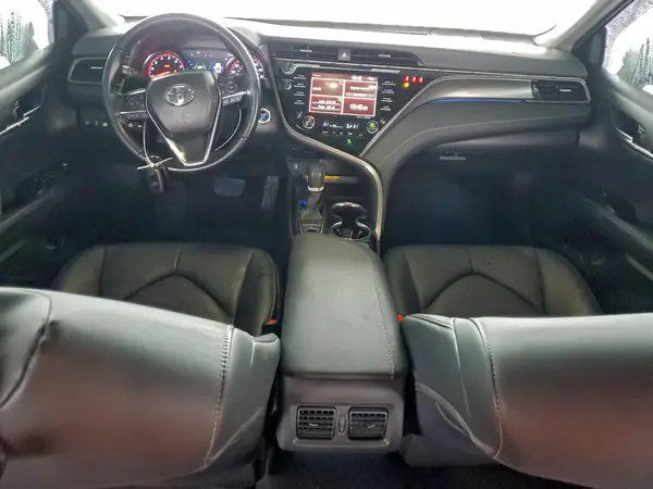 4T1B61HK7KU261927 2019 TOYOTA CAMRY - Image 8