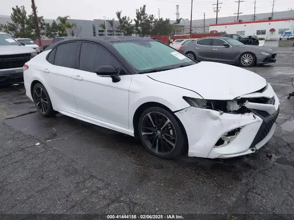 4T1B61HK7KU289565 2019 TOYOTA CAMRY - Image 1