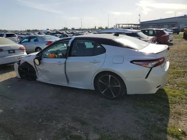 4T1B61HK7KU297214 2019 TOYOTA CAMRY - Image 2