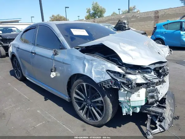 4T1B61HK7KU724424 2019 TOYOTA CAMRY - Image 1