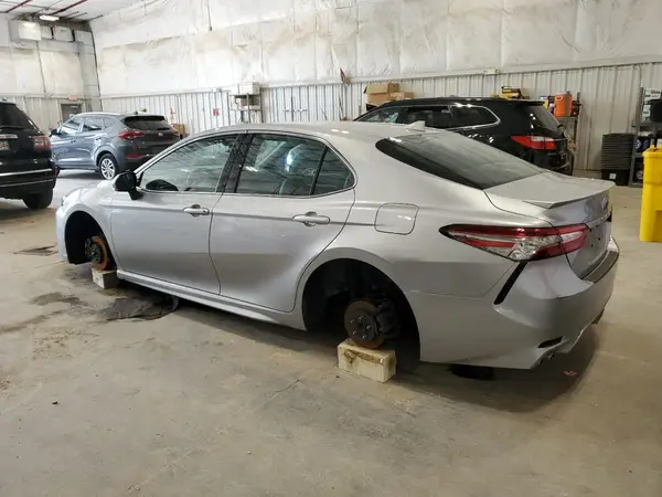 4T1B61HK7KU744477 2019 TOYOTA CAMRY - Image 2