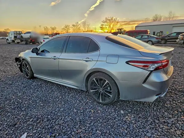 4T1B61HK7KU751008 2019 TOYOTA CAMRY - Image 2