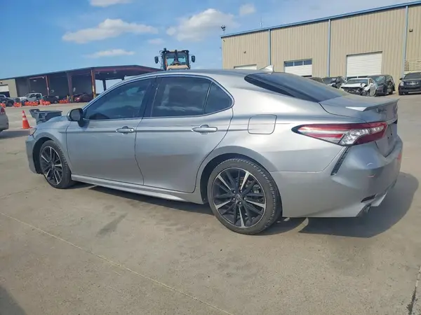 4T1B61HK7KU755057 2019 TOYOTA CAMRY - Image 2