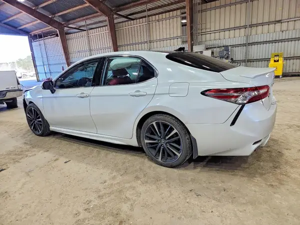 4T1B61HK7KU769234 2019 TOYOTA CAMRY - Image 2