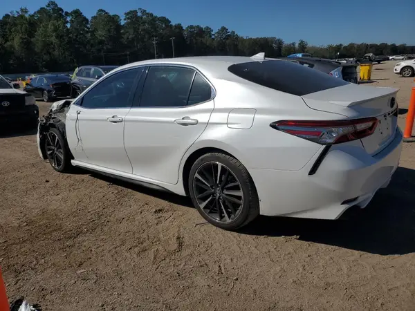 4T1B61HK7KU823048 2019 TOYOTA CAMRY - Image 2