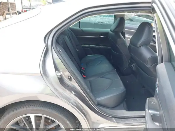 4T1B61HK7KU841193 2019 TOYOTA CAMRY - Image 8