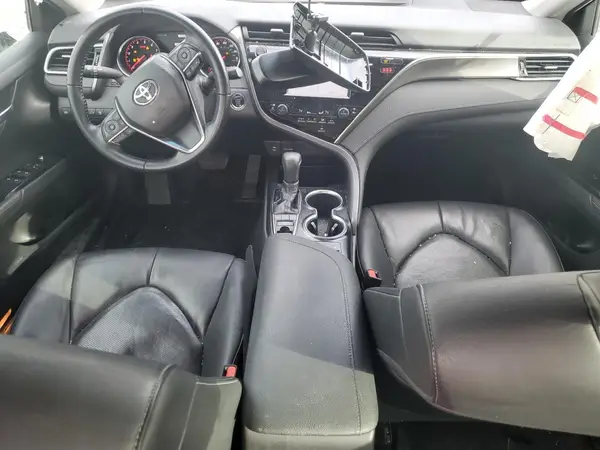 4T1B61HK8JU043168 2018 TOYOTA CAMRY - Image 8