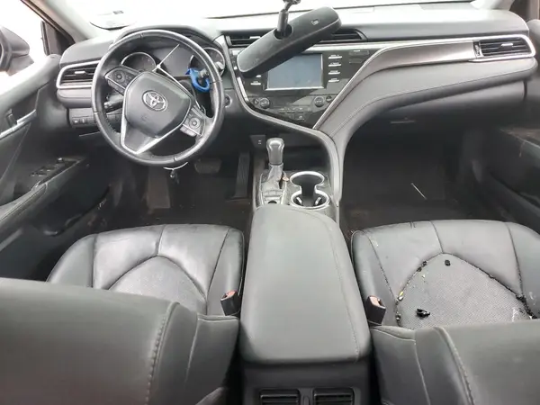 4T1B61HK8JU057930 2018 TOYOTA CAMRY - Image 8